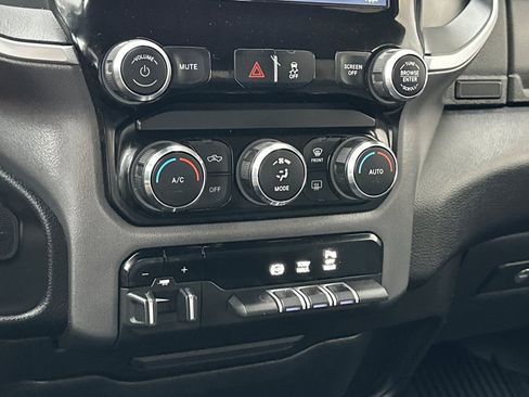 Used 2022 RAM 2500 Big Horn w/ Level A Equipment Group image 21