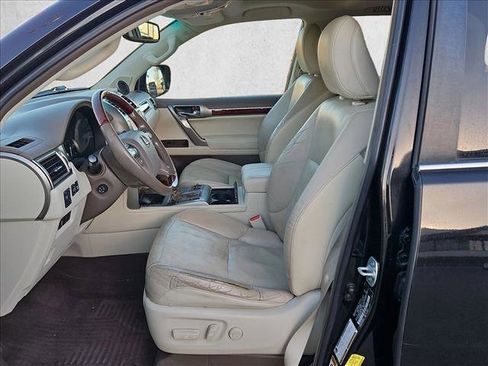 Used 2016 Lexus GX 460 image 16