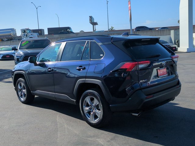 Used 2025 Toyota RAV4 XLE AWD/4WD image 11