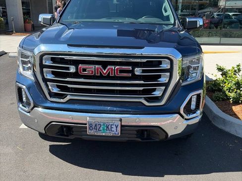 Used 2019 GMC Sierra 1500 SLT w/ SLT Premium Plus Package AWD/4WD image 2