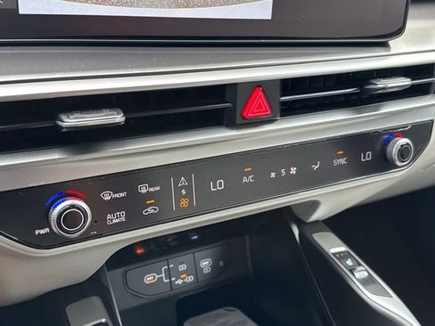 New 2026 Kia Sorento S AWD/4WD image 21