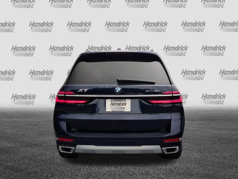 Used 2026 BMW X7 xDrive40i AWD/4WD image 9