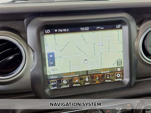Used 2023 Jeep Gladiator Overland AWD/4WD image 3