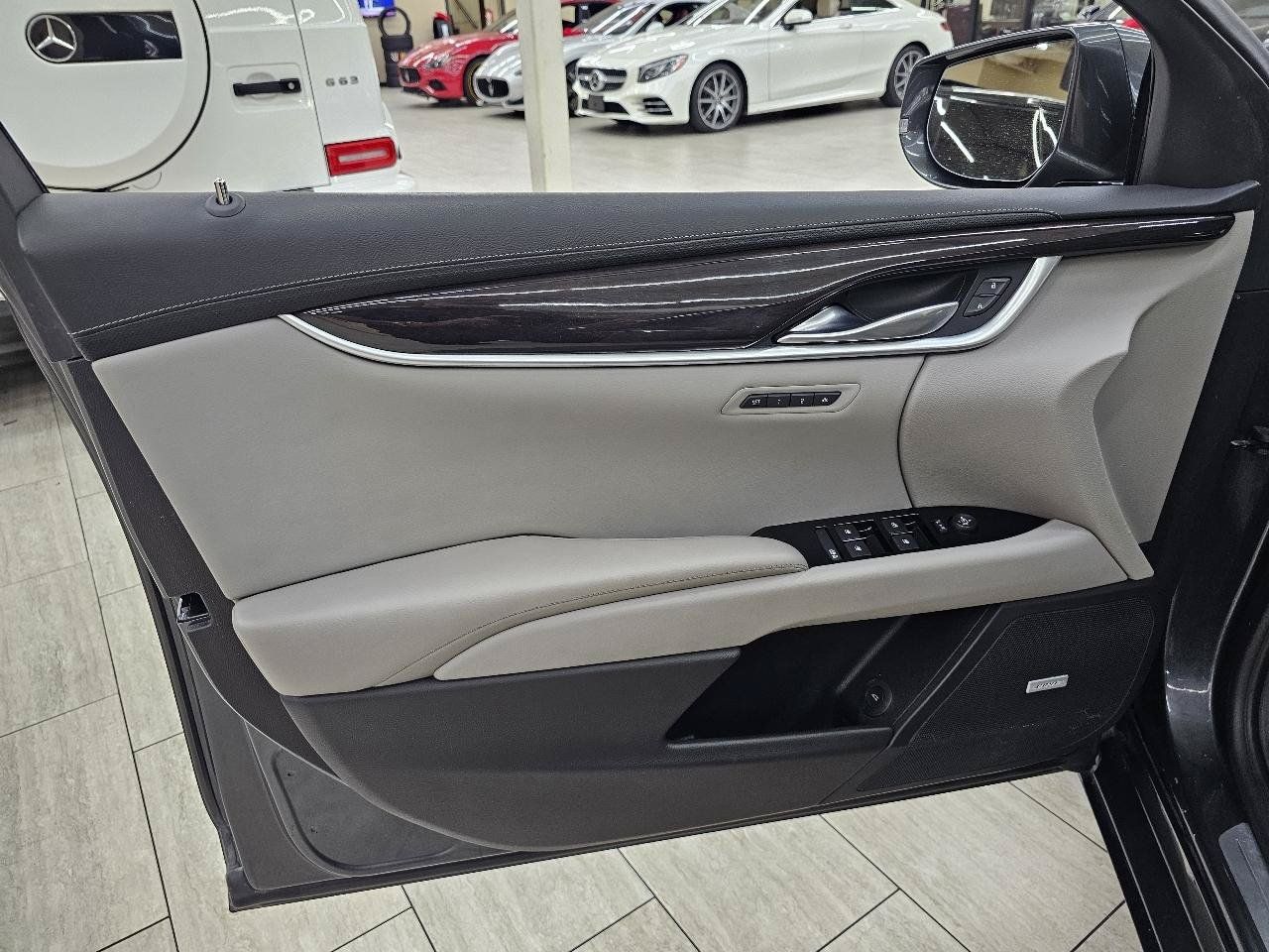 Used 2017 Cadillac XTS Luxury FWD image 37