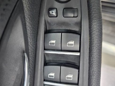 Used 2012 BMW 535i xDrive Sedan image 23