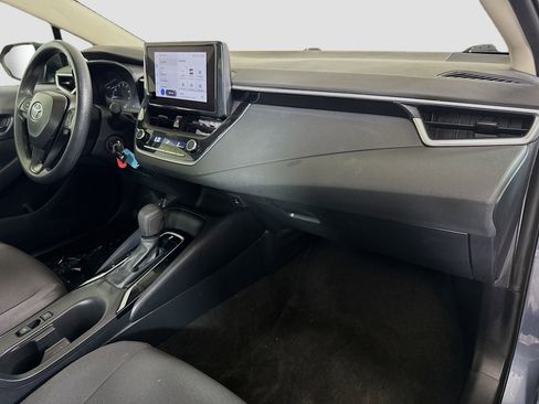 Used 2024 Toyota Corolla LE image 29