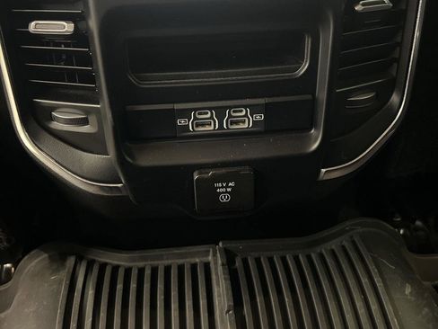 Used 2024 RAM 3500 Laramie w/ Night Edition image 18