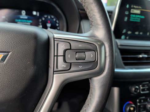 Used 2022 Chevrolet Tahoe LT w/ Luxury Package RWD image 25