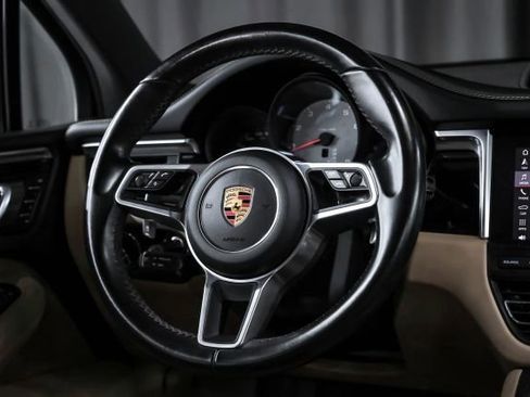 Used 2019 Porsche Macan S AWD/4WD image 22