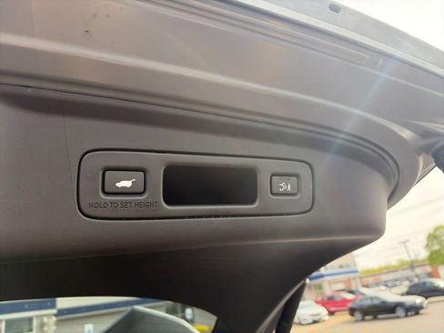 Used 2025 Acura ADX FWD image 9