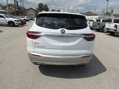 Used 2020 Buick Enclave Essence w/ Trailering Package, 5000 lbs. FWD image 4