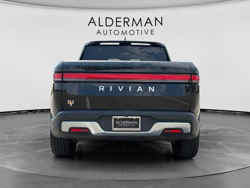 Used 2022 Rivian R1T Adventure AWD/4WD image 4