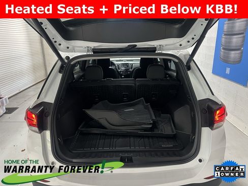 Used 2023 Chevrolet Equinox LT image 18