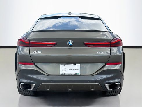 Used 2024 BMW X6 xDrive40i w/ Premium Package AWD/4WD image 4