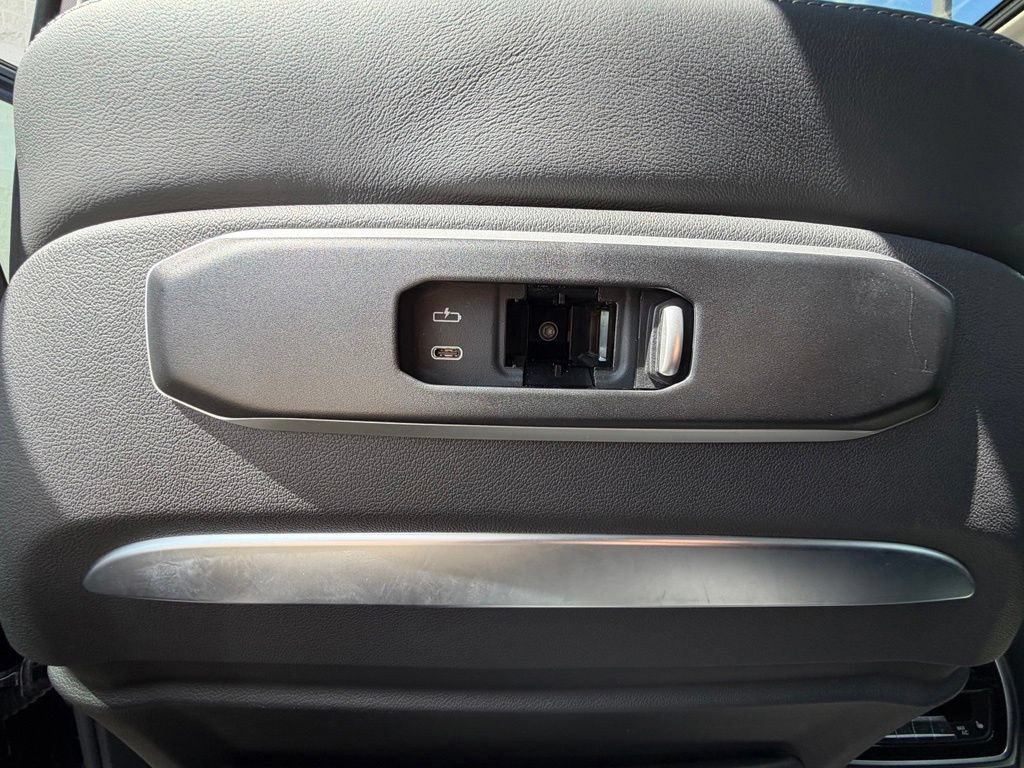Used 2026 BMW X7 xDrive40i AWD/4WD image 30
