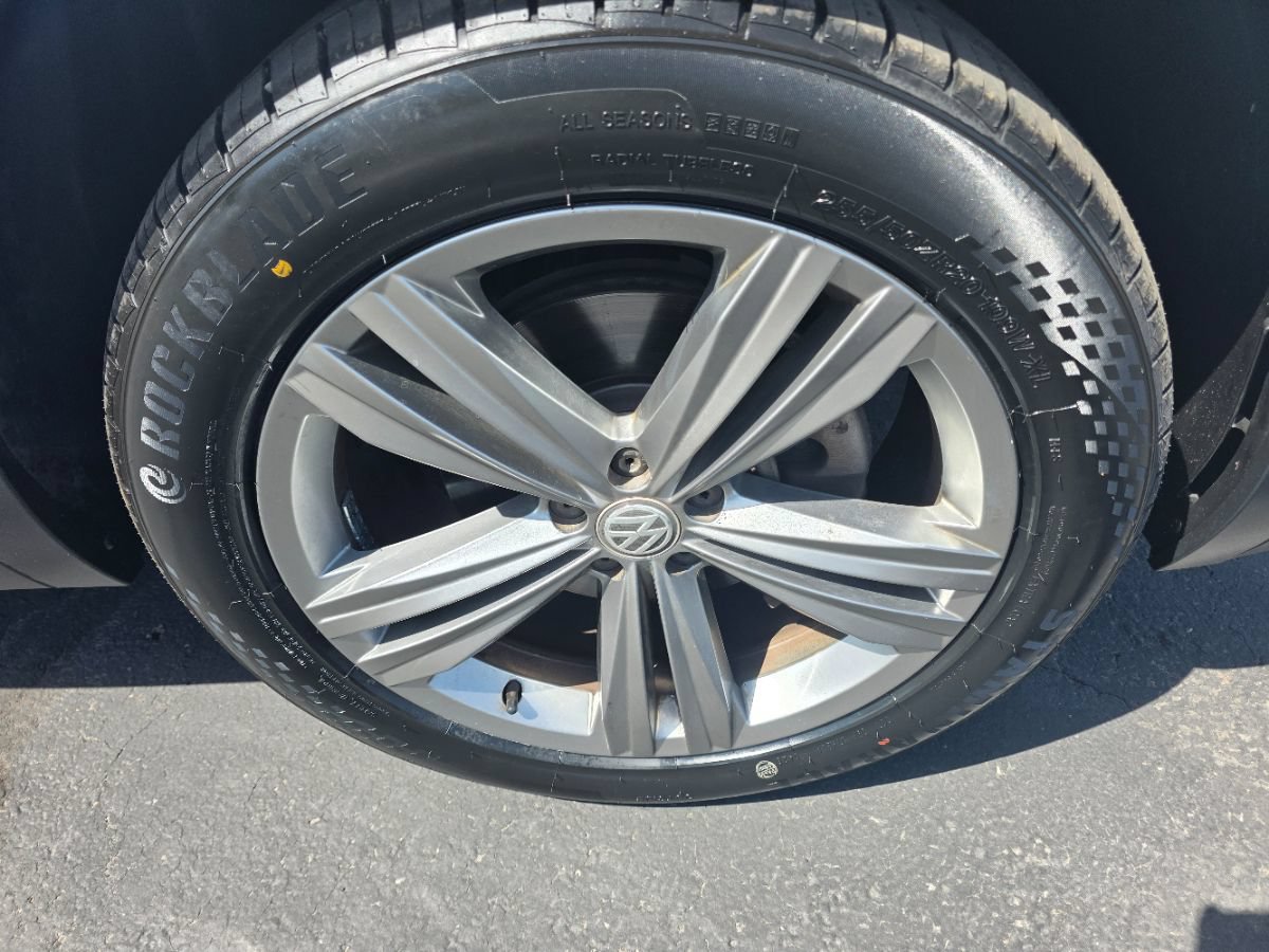 Used 2018 Volkswagen Atlas SE FWD image 10