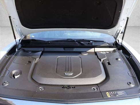 Used 2024 Cadillac Lyriq Sport AWD/4WD image 28