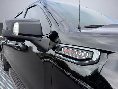 Used 2022 GMC Sierra 1500 AT4 w/ AT4 Premium Package AWD/4WD image 12