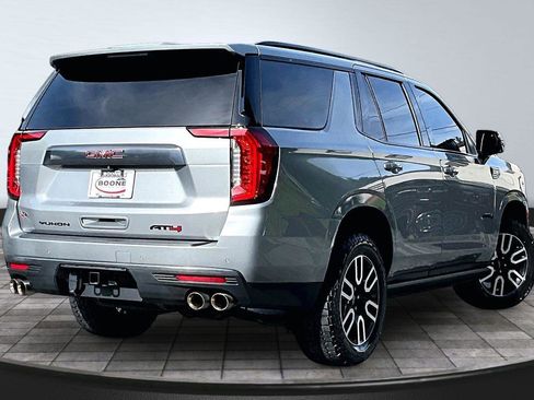 Used 2024 GMC Yukon AT4 w/ AT4 Premium Plus Package AWD/4WD image 13