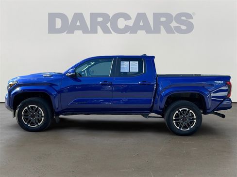 Used 2024 Toyota Tacoma TRD Sport image 4