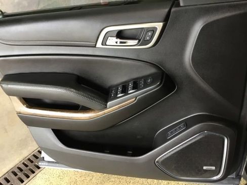Used 2018 GMC Yukon XL Denali w/ Open Road Package AWD/4WD image 32