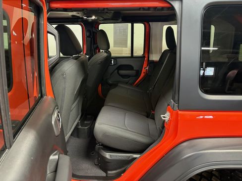 Used 2023 Jeep Wrangler Unlimited w/ Cold Weather Group image 11