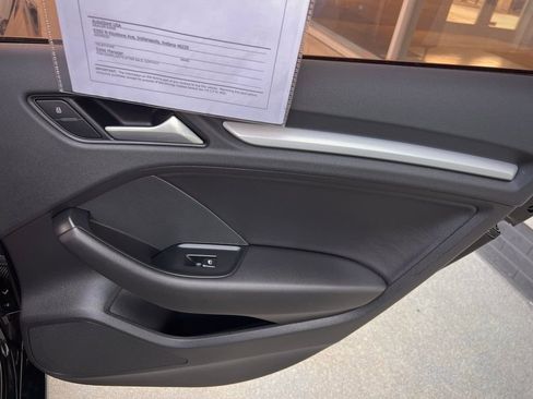 Used 2015 Audi A3 2.0T Premium image 27