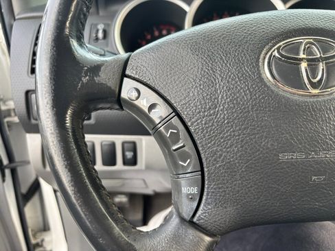 Used 2009 Toyota Tacoma PreRunner image 20