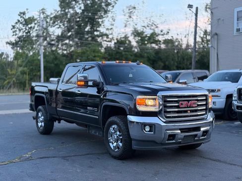 Used 2015 GMC Sierra 2500 SLE w/ All-Terrain HD Package AWD/4WD image 6