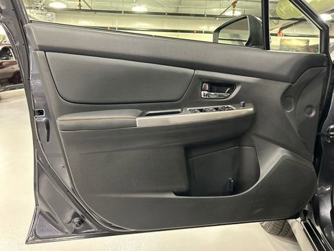 Used 2017 Subaru Crosstrek 2.0i Limited image 9