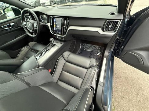 Used 2019 Volvo S60 T5 R-Design FWD image 21