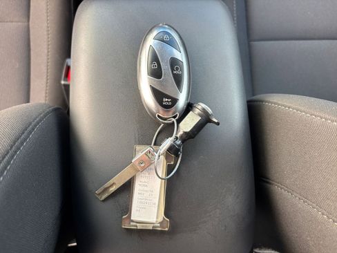 Used 2025 Hyundai Kona SEL image 22