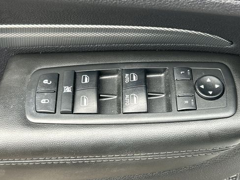 Used 2018 Dodge Durango GT AWD/4WD image 16