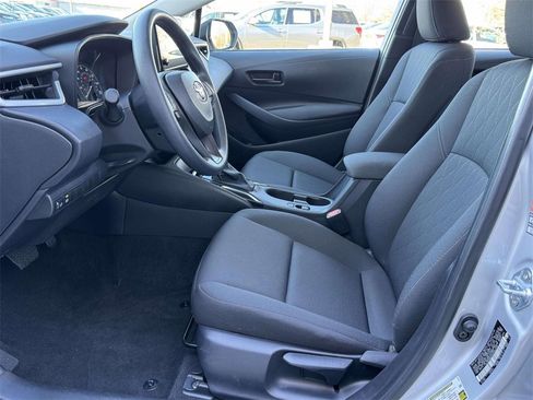 Used 2025 Toyota Corolla LE image 19