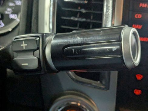 Used 2018 Nissan Titan PRO-4X w/ Pro-4x Convenience Package image 15