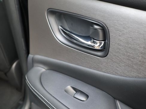 Certified 2024 Nissan Murano SV w/ SV Midnight Edition Package image 38