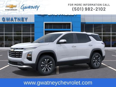 New 2026 Chevrolet Equinox LT image 2