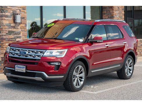 Used 2018 Ford Explorer Limited w/ Equipment Group 301A AWD/4WD image 7