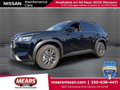 New 2025 Nissan Pathfinder SV