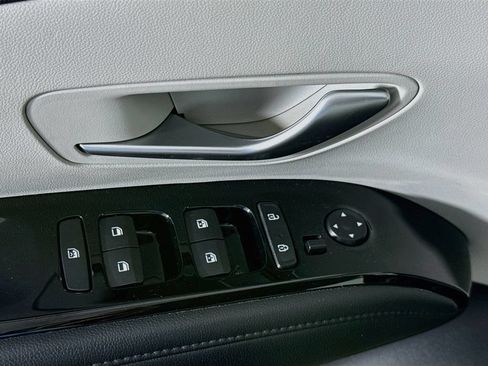 Certified 2024 Hyundai Tucson Limited AWD/4WD image 24