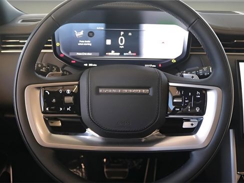 New 2026 Land Rover Range Rover SE image 16