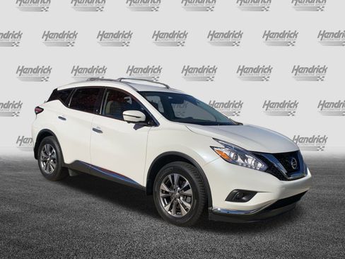 Used 2017 Nissan Murano SL image 2