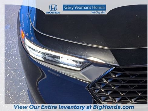 Used 2024 Honda Accord Sport image 16