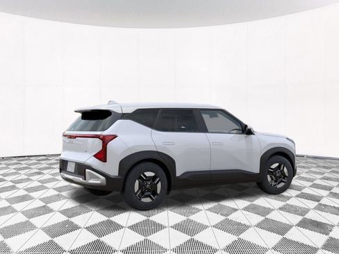 New 2027 Kia Seltos LX AWD/4WD image 8