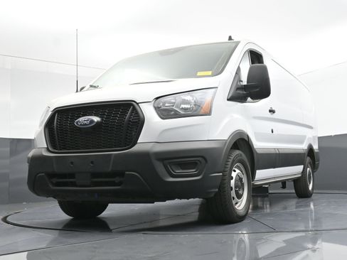 Used 2024 Ford Transit 150 Base image 19