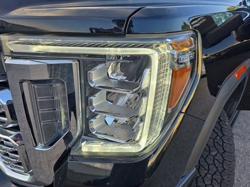 Used 2023 GMC Sierra 2500 Denali w/ Denali Ultimate Package image 33
