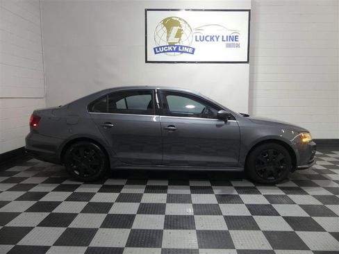 Used 2017 Volkswagen Jetta S image 6