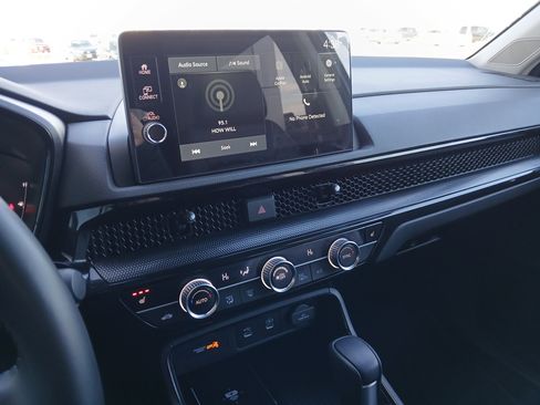 Used 2026 Honda CR-V EX-L image 10