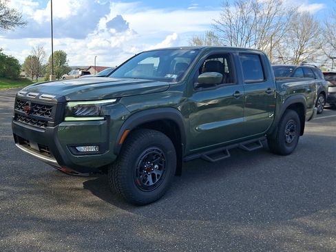 New 2026 Nissan Frontier PRO-4X AWD/4WD image 2