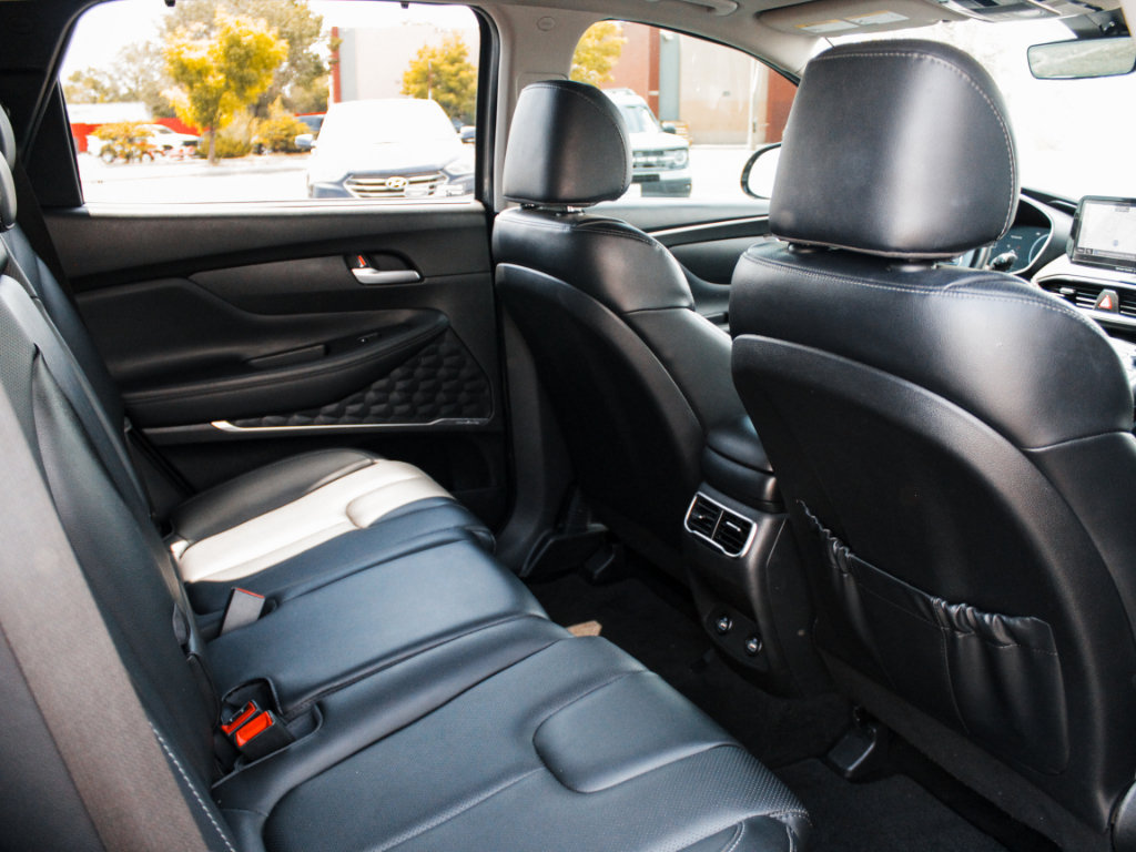 Used 2023 Hyundai Santa Fe SEL Premium AWD/4WD image 28